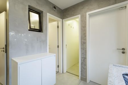 Apartamento à venda com 142m², 3 quartos e 2 vagas Apartamento à venda com 142m², 3 quartos e 2 vagasÁrea de Serviço