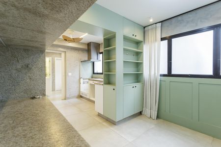 Apartamento à venda com 142m², 3 quartos e 2 vagas Apartamento à venda com 142m², 3 quartos e 2 vagasCozinha