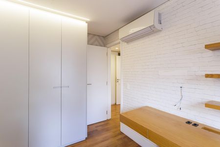 Apartamento à venda com 142m², 3 quartos e 2 vagas Apartamento à venda com 142m², 3 quartos e 2 vagasQuarto 2