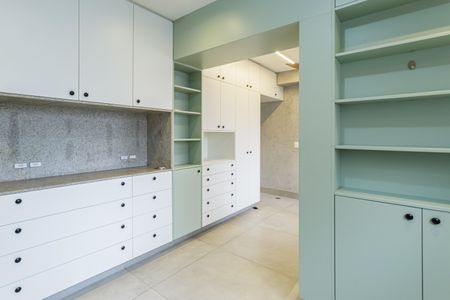 Apartamento à venda com 142m², 3 quartos e 2 vagas Apartamento à venda com 142m², 3 quartos e 2 vagasCozinha
