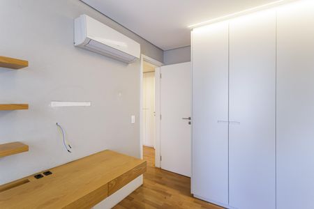 Apartamento à venda com 142m², 3 quartos e 2 vagas Apartamento à venda com 142m², 3 quartos e 2 vagasQuarto 1