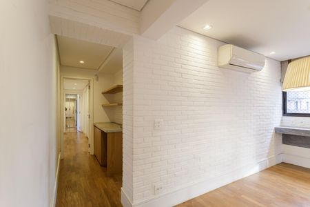 Apartamento à venda com 142m², 3 quartos e 2 vagas Apartamento à venda com 142m², 3 quartos e 2 vagasCorredor