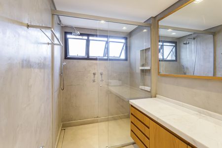 Apartamento à venda com 142m², 3 quartos e 2 vagas Apartamento à venda com 142m², 3 quartos e 2 vagasBanheiro da Suíte