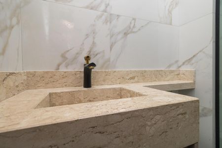 Apartamento para alugar com 39m², 2 quartos e sem vaga Apartamento para alugar com 39m², 2 quartos e sem vagaBanheiro