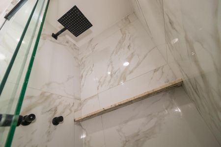Apartamento para alugar com 39m², 2 quartos e sem vaga Apartamento para alugar com 39m², 2 quartos e sem vagaBanheiro