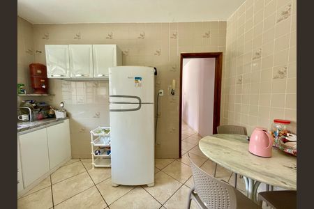 Casa à venda com 380m², 3 quartos e 10 vagas