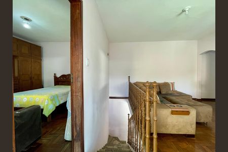 Casa à venda com 3 quartos, 380m² em Fernão Dias, Belo Horizonte