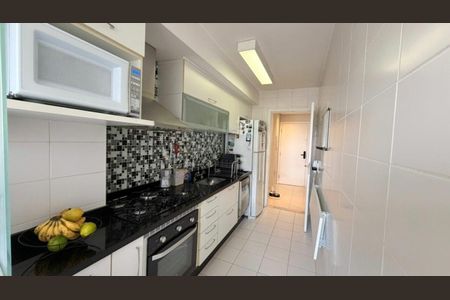Apartamento à venda com 3 quartos, 98m² em Jardim Taquaral, São Paulo