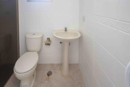 Apartamento para alugar com 64m², 2 quartos e 1 vaga Apartamento para alugar com 64m², 2 quartos e 1 vagaBanheiro