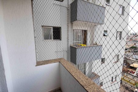 Apartamento para alugar com 64m², 2 quartos e 1 vaga Apartamento para alugar com 64m², 2 quartos e 1 vagaVaranda