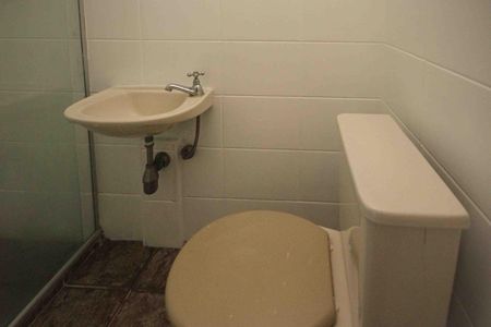 Apartamento para alugar com 64m², 2 quartos e 1 vaga Apartamento para alugar com 64m², 2 quartos e 1 vagaBanheiro de Serviço