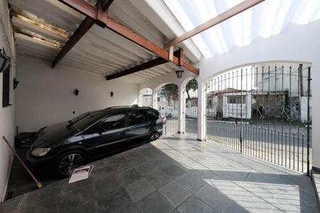 Garagem de casa à venda com 6 quartos, 330m² em Jardim Coimbra, São Paulo