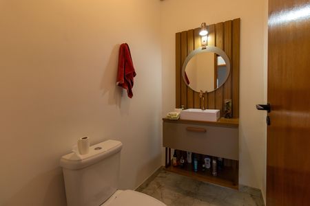 Casa para alugar com 300m², 4 quartos e 3 vagas Casa para alugar com 300m², 4 quartos e 3 vagasLavabo