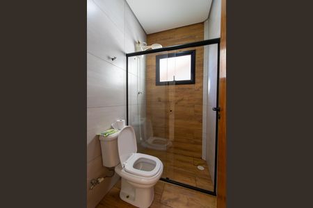 Casa para alugar com 300m², 4 quartos e 3 vagas Casa para alugar com 300m², 4 quartos e 3 vagasBanheiro área externa inferior