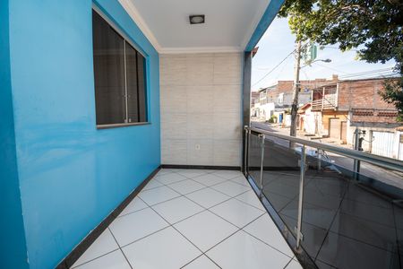 Casa para alugar com 250m², 2 quartos e 3 vagas Casa para alugar com 250m², 2 quartos e 3 vagasVaranda