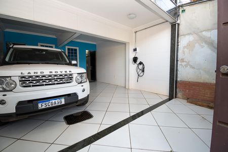 Casa para alugar com 250m², 2 quartos e 3 vagas Casa para alugar com 250m², 2 quartos e 3 vagasGaragem
