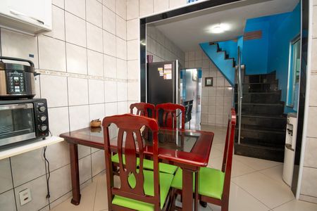 Casa para alugar com 250m², 2 quartos e 3 vagas Casa para alugar com 250m², 2 quartos e 3 vagasCozinha