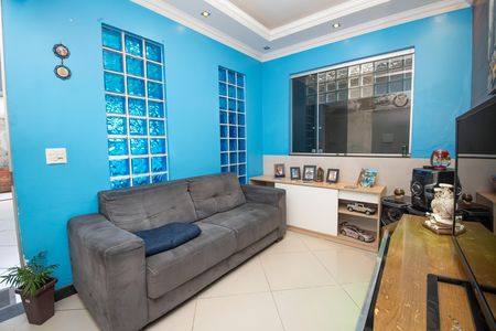 Sala de casa para alugar com 2 quartos, 250m² em Granja Verde, Contagem