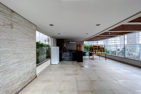 Apartamento à venda com 145m², 4 quartos e 2 vagas Apartamento à venda com 145m², 4 quartos e 2 vagasÁrea comum - Churrasqueira
