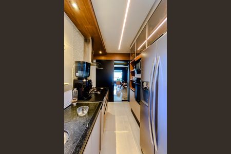 Apartamento à venda com 145m², 4 quartos e 2 vagas Apartamento à venda com 145m², 4 quartos e 2 vagasCozinha