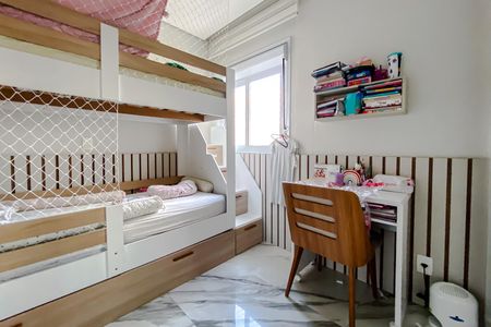 Apartamento à venda com 145m², 4 quartos e 2 vagas Apartamento à venda com 145m², 4 quartos e 2 vagasQuarto 3 - Suíte