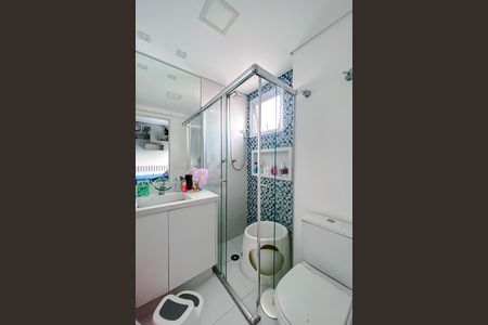 Apartamento à venda com 145m², 4 quartos e 2 vagas Apartamento à venda com 145m², 4 quartos e 2 vagasBanheiro da Suíte 1