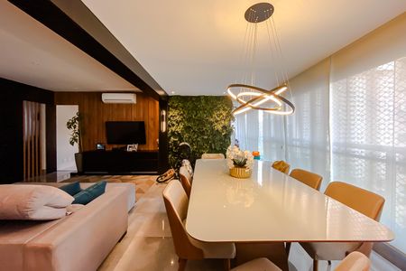 Sala de apartamento à venda com 4 quartos, 145m² em Barra Funda, São Paulo