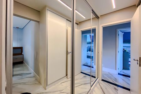 Apartamento à venda com 145m², 4 quartos e 2 vagas Apartamento à venda com 145m², 4 quartos e 2 vagasQuarto 2 - Suíte