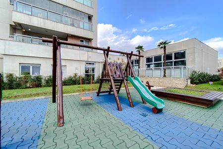 Apartamento à venda com 145m², 4 quartos e 2 vagas Apartamento à venda com 145m², 4 quartos e 2 vagasÁrea comum - Playground