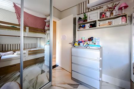 Apartamento à venda com 145m², 4 quartos e 2 vagas Apartamento à venda com 145m², 4 quartos e 2 vagasQuarto 3 - Suíte
