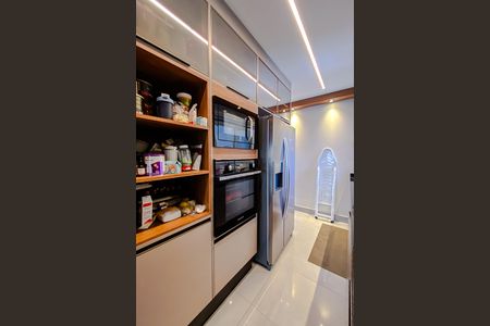 Apartamento à venda com 145m², 4 quartos e 2 vagas Apartamento à venda com 145m², 4 quartos e 2 vagasCozinha