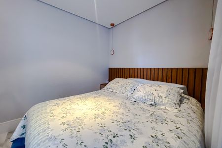 Apartamento à venda com 145m², 4 quartos e 2 vagas Apartamento à venda com 145m², 4 quartos e 2 vagasQuarto 2 - Suíte