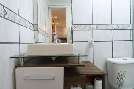 Apartamento à venda com 33m², 2 quartos e 1 vaga Apartamento à venda com 33m², 2 quartos e 1 vagaBanheiro