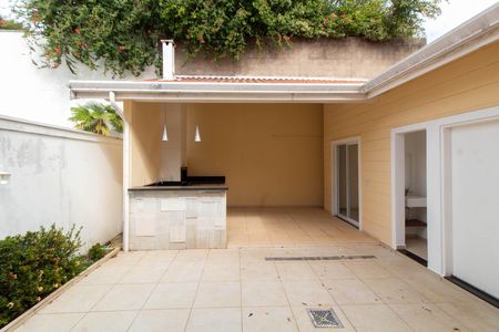 Casa de condomínio para alugar com 160m², 3 quartos e 2 vagas Casa de condomínio para alugar com 160m², 3 quartos e 2 vagasÁREA GOURMET FUNDOS
