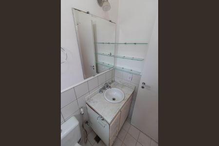 Casa de condomínio para alugar com 160m², 3 quartos e 2 vagas Casa de condomínio para alugar com 160m², 3 quartos e 2 vagasBANHEIRO DA SUITE