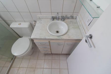 Casa de condomínio para alugar com 160m², 3 quartos e 2 vagas Casa de condomínio para alugar com 160m², 3 quartos e 2 vagasBANHEIRO DA SUITE