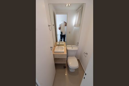 Casa de condomínio para alugar com 160m², 3 quartos e 2 vagas Casa de condomínio para alugar com 160m², 3 quartos e 2 vagasLAVABO