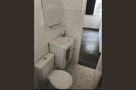 Apartamento à venda com 48m², 2 quartos e 1 vaga Apartamento à venda com 48m², 2 quartos e 1 vagaBanheiro
