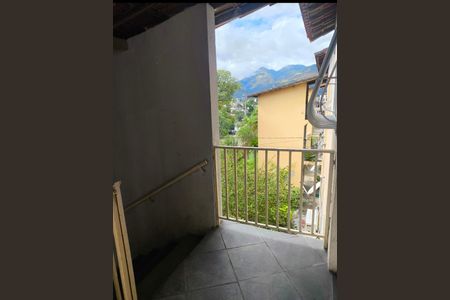 Apartamento à venda com 48m², 2 quartos e 1 vaga Apartamento à venda com 48m², 2 quartos e 1 vagaÁrea externa