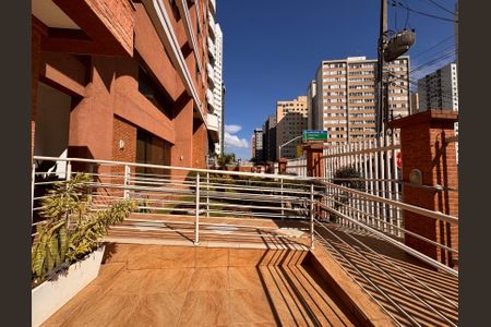 Apartamento para alugar com 68m², 2 quartos e 1 vaga Apartamento para alugar com 68m², 2 quartos e 1 vagaFachada e portaria