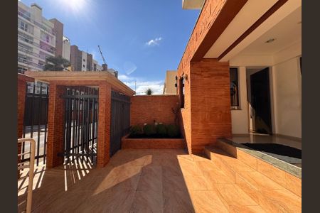 Apartamento para alugar com 68m², 2 quartos e 1 vaga Apartamento para alugar com 68m², 2 quartos e 1 vagaFachada e portaria