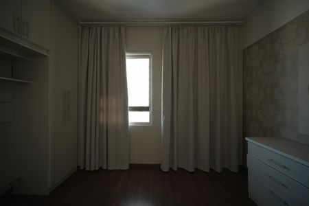 Apartamento para alugar com 68m², 2 quartos e 1 vagaSuíte
