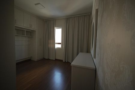 Apartamento para alugar com 68m², 2 quartos e 1 vagaSuíte