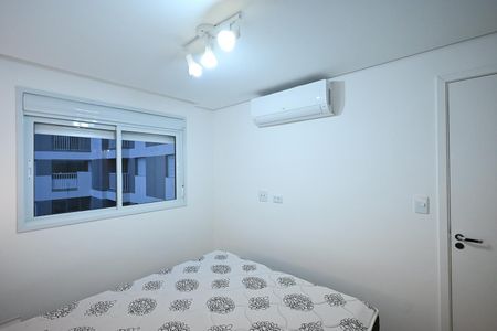 Suíte de apartamento para alugar com 1 quarto, 27m² em Vila Sonia, São Paulo