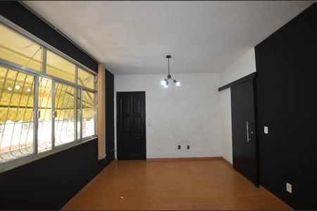 Sala  de apartamento para alugar com 2 quartos, 177m² em Praça Seca, Rio de Janeiro