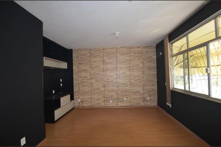 Sala  de apartamento para alugar com 2 quartos, 177m² em Praça Seca, Rio de Janeiro