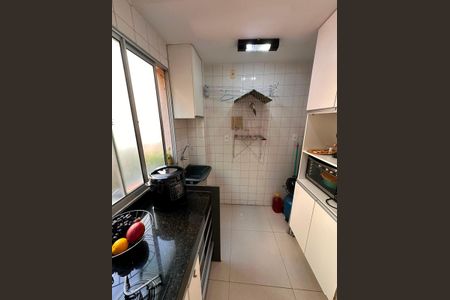 Cozinha de apartamento à venda com 2 quartos, 55m² em Vera Cruz, Belo Horizonte