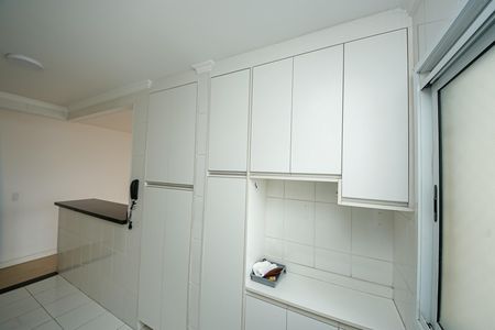 Apartamento para alugar com 65m², 2 quartos e 1 vaga