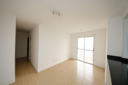 Apartamento para alugar com 2 quartos, 65m² em Vila Paulo Silas, São Paulo