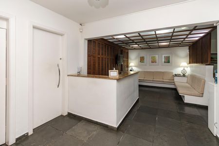 Casa à venda com 284m², 4 quartos e 4 vagas Casa à venda com 284m², 4 quartos e 4 vagasSala 1